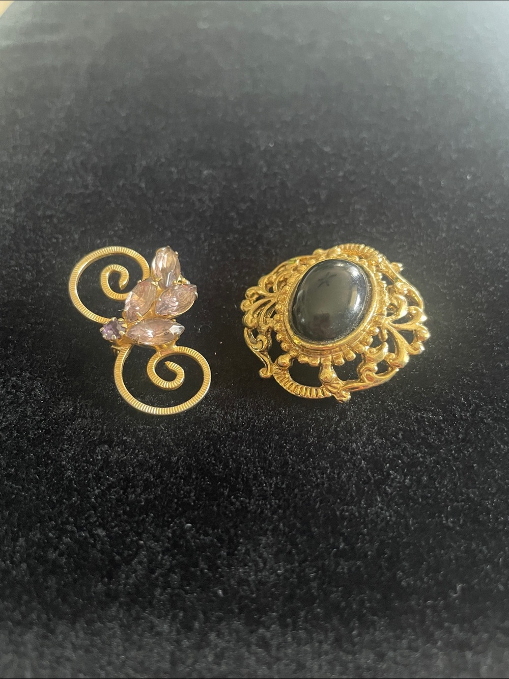 Two fashion brooches excellent condition!